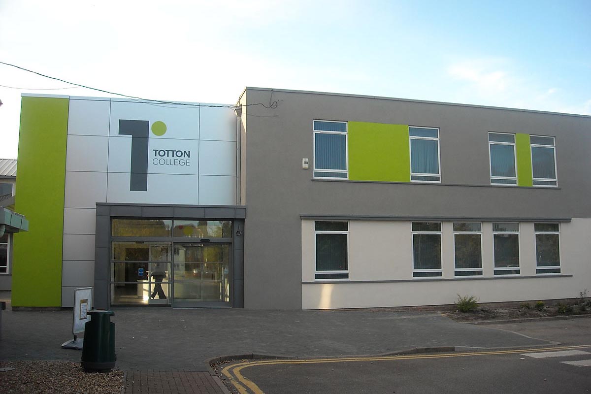 Totton College