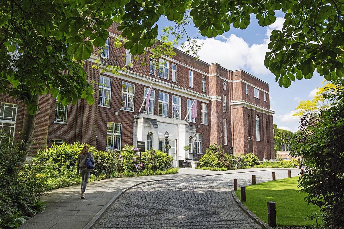 Regent's University